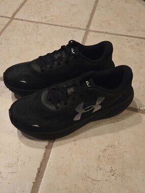 Brand New Under Armour Velociti Pace Men's Black Size 9.5 Shoes